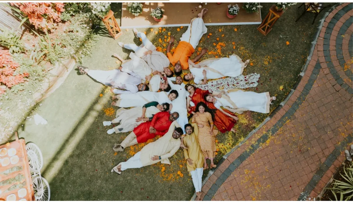 A Gātha wedding, from above